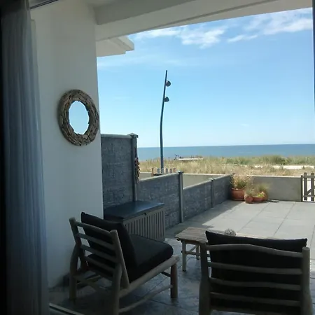 Benny's House 2 * Zandvoort