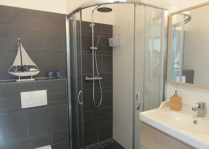 Apartment Benny's House 2