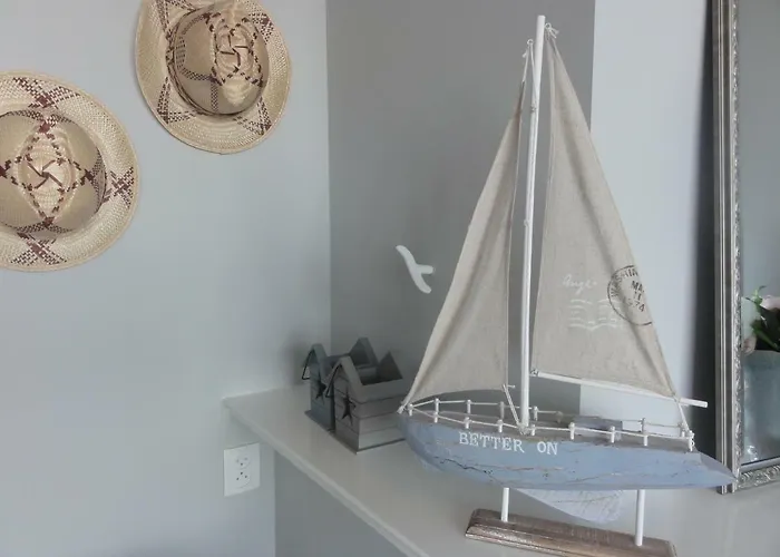 Benny's House 2 Apartment *